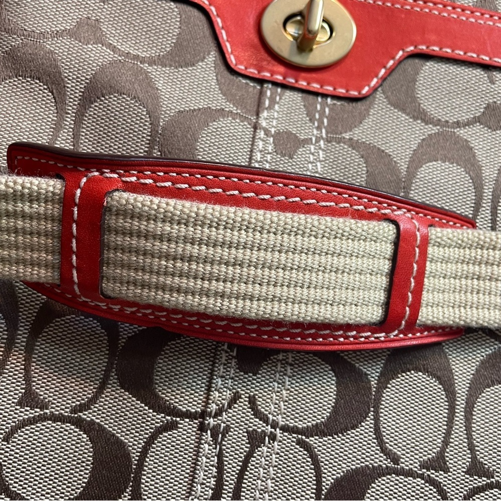 NWT Coach Khaki/Geranium Hamptons‎ Signature Swingpack Crossbody 2007 - Picture 14 of 16